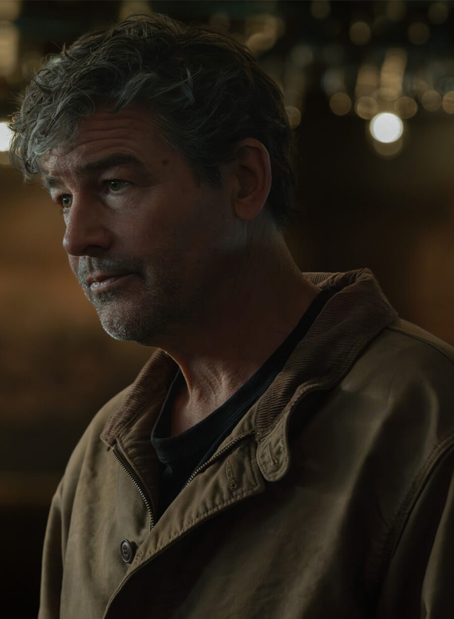 Kyle Chandler Lanterns 2026 Hal Jordan Brown Jacket