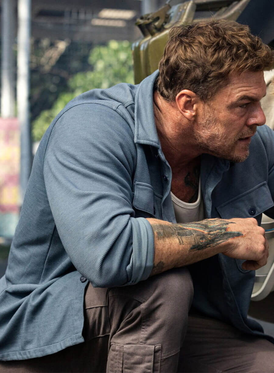 Runner 2026 Alan Ritchson Blue Overshirt Jacket