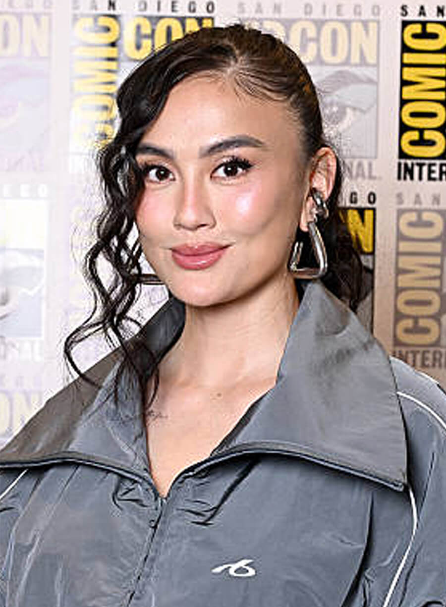 Agnez Mo Neagley 2026 Premiere Gray Track Jacket