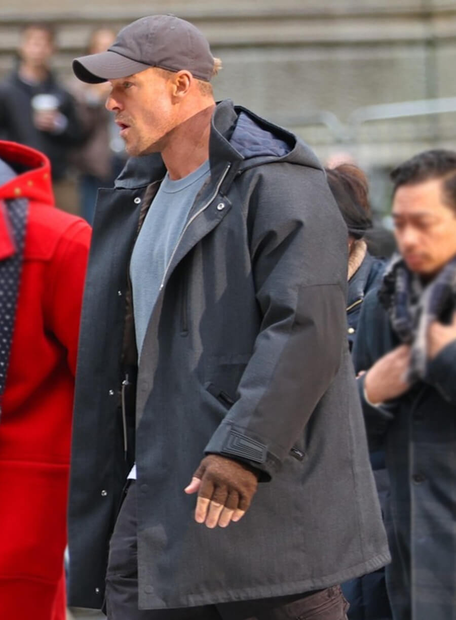 Alan Ritchson The Man with the Bag 2026 Black Jacket