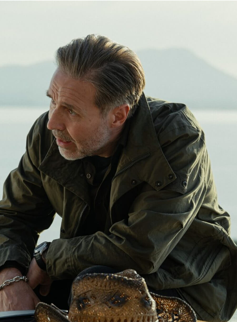 MobLand S02 ep7 Kevin Harrigan Green Jacket