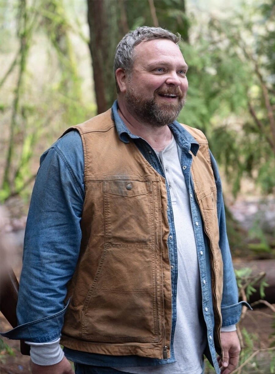 Drew Powell Tracker S02 Joe Marsh Brown Cotton Vest