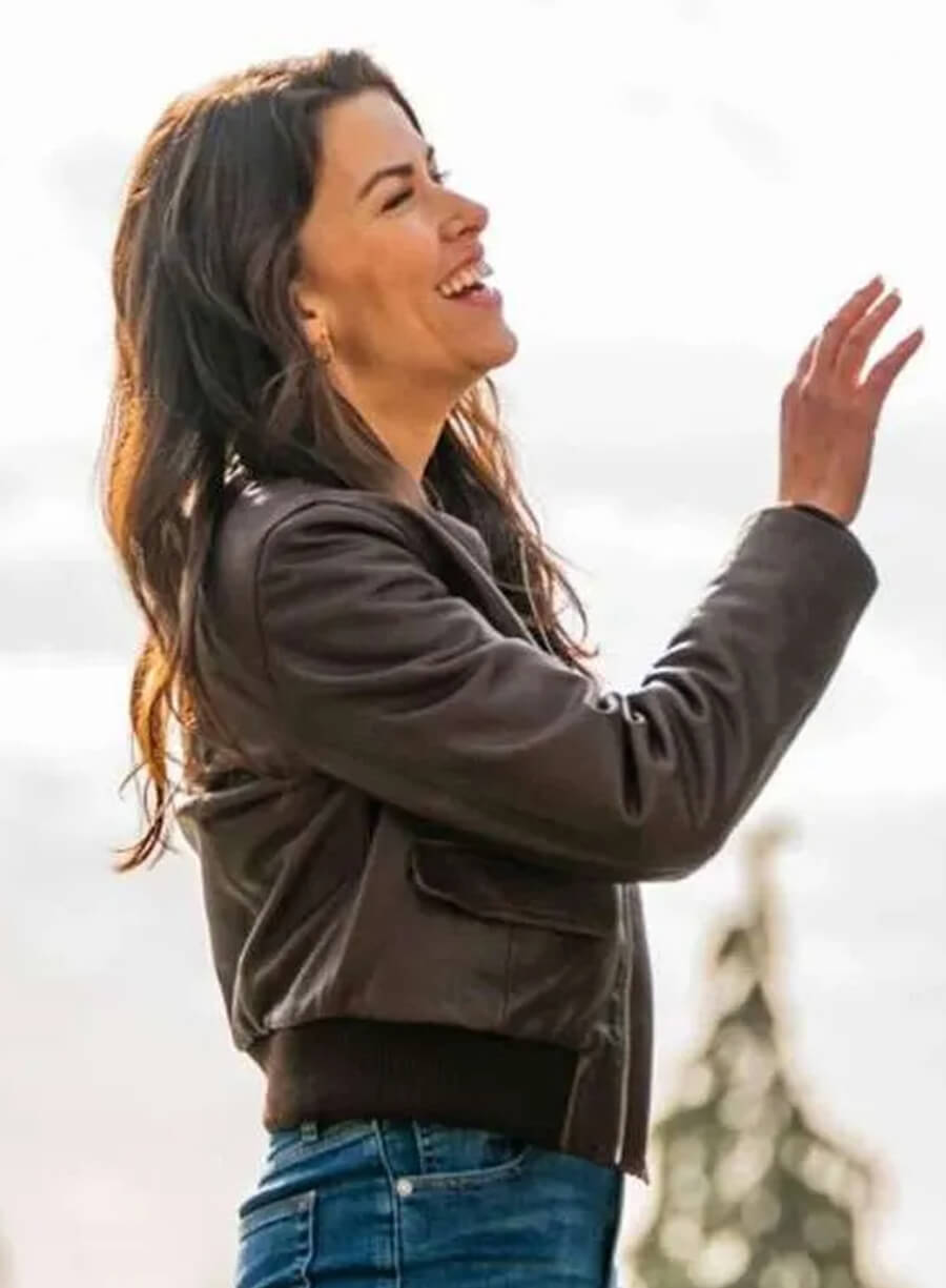 Tracker S02 Sofia Pernas Brown Leather Jacket